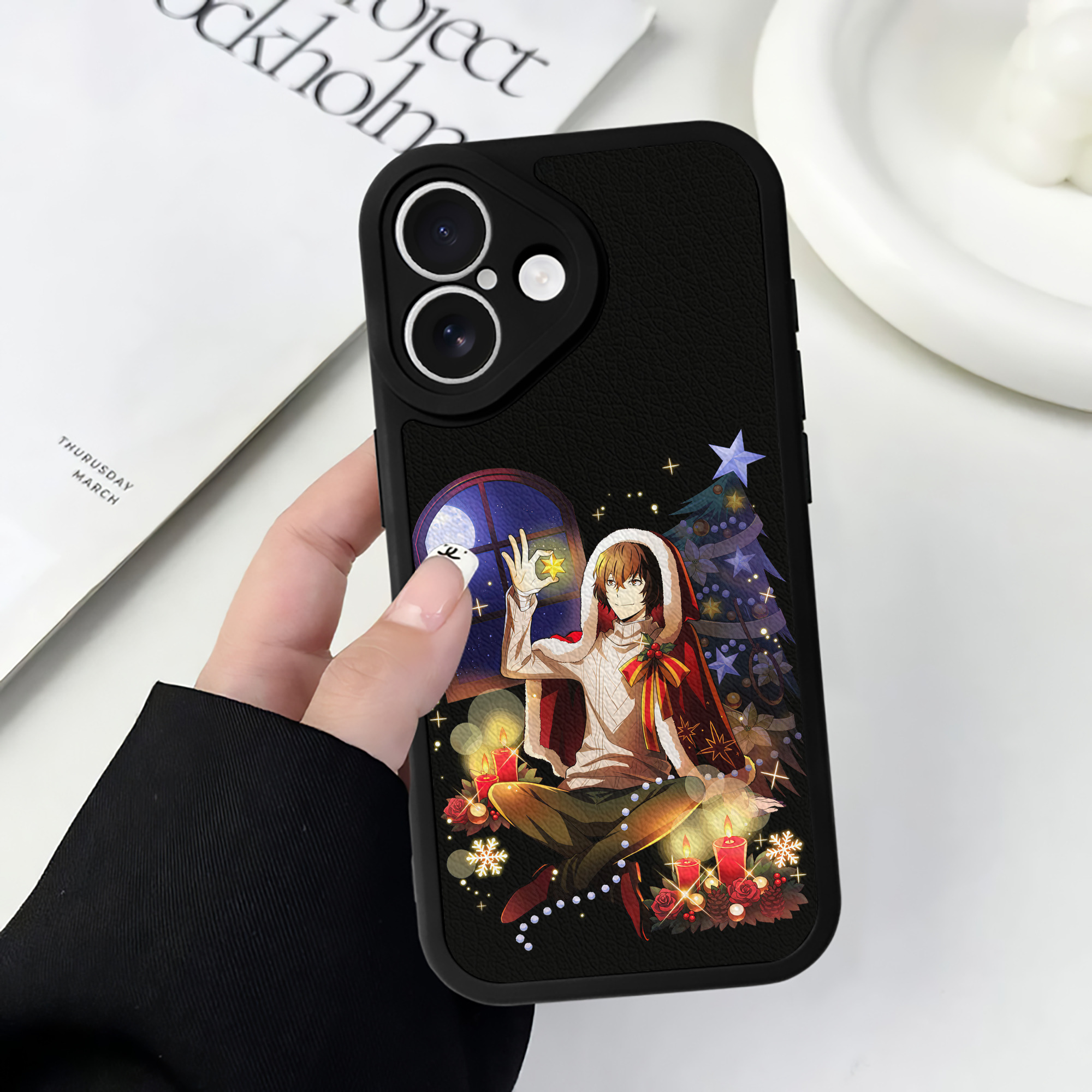 （画像用） 文豪ストレイドッグス Bungo Stray Dogs 【iPhone 16シリーズ対応】シリコンスマホケース（レザー調） 材質：シリコン